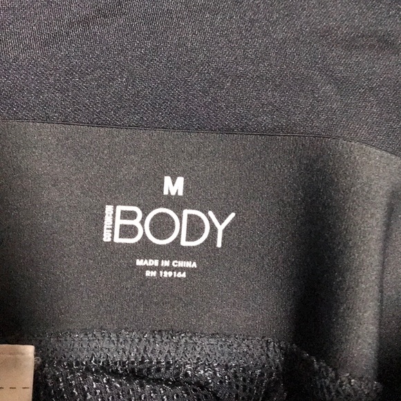 Cotton on body leggings size M - Picture 5 of 5